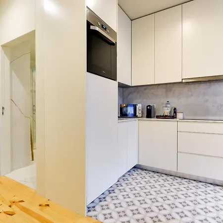 Luxury Style 8 With Ac Downtown Near Metro דירה *