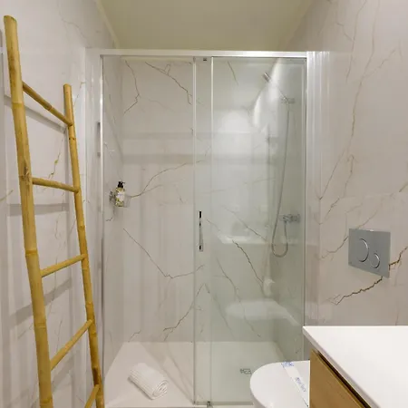 Luxury Style 8 With Ac Downtown Near Metro דירה פורטו