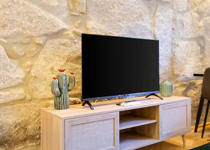 Luxury Style 8 With Ac Downtown Near Metro 포르투